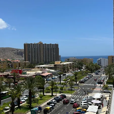 Apartment Center Cristianos *
